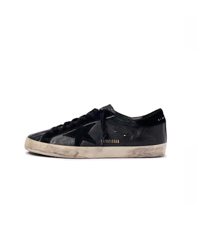 GOLDEN GOOSE