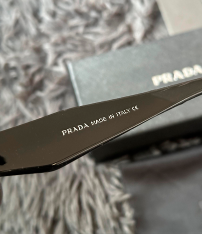 LENTES DE SOL PRADA